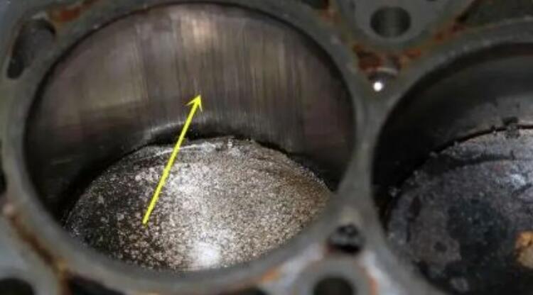 valve and the valve seat ring friction