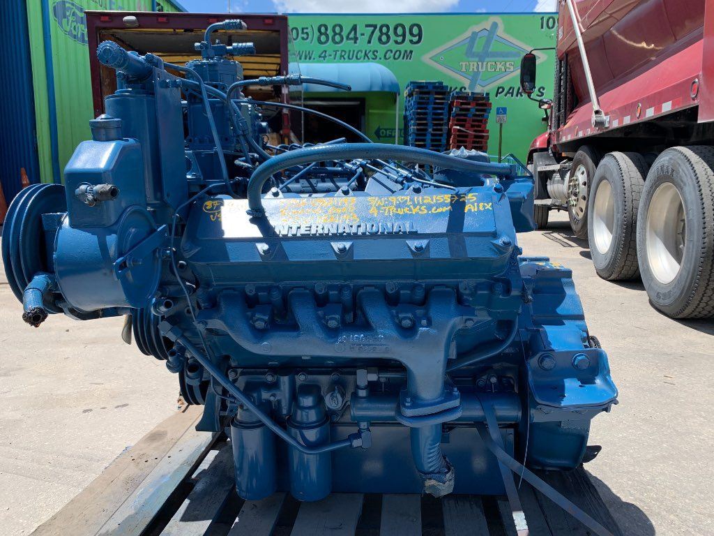 International 9.0L Engine
