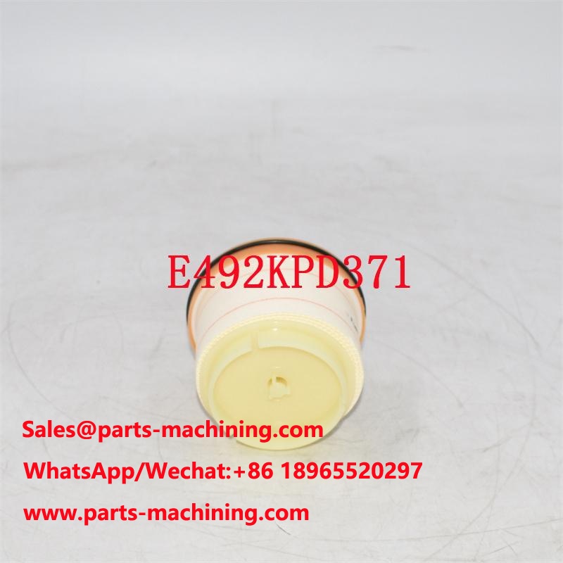 E492KPD371 Fuel Filter WF8429 Customized
